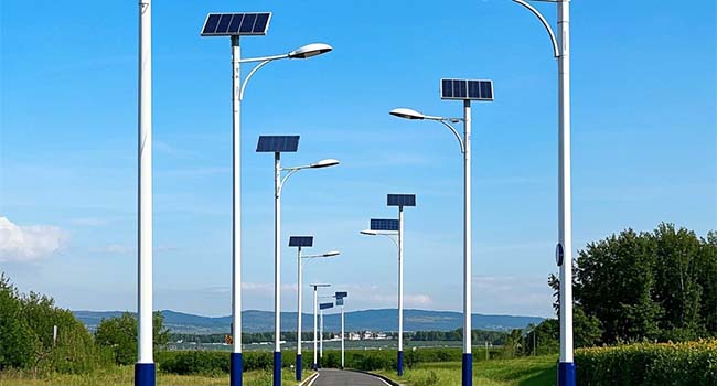 solar street light